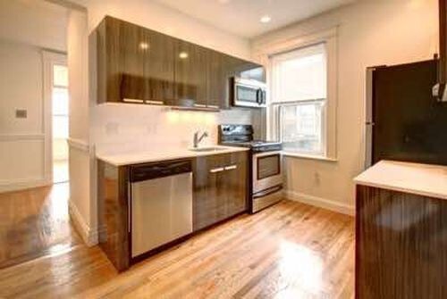 117 Park Dr-Unit -1 in Boston, MA - Building Photo