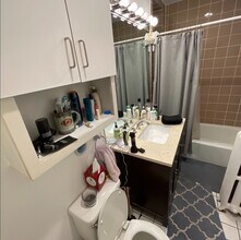 677.5 W Wrightwood Ave in Chicago, IL - Building Photo - Building Photo