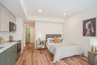 1301 Bainbridge St, Unit 2 Bedroom in Philadelphia, PA - Building Photo - Building Photo