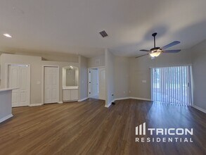 6225 Kiteridge Dr in Lithia, FL - Building Photo - Building Photo