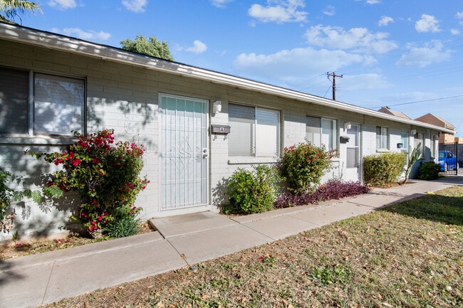 property at 2211-2211 S Granada Dr