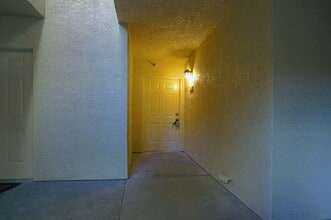 7167 S Durango Dr in Las Vegas, NV - Building Photo - Building Photo