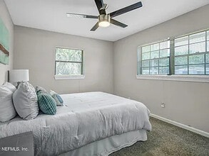 6066 Wilson Blvd in Jacksonville, FL - Building Photo - Building Photo