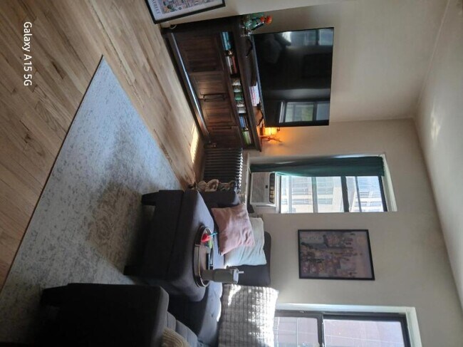 172 E 92nd St in New York, NY - Building Photo - Building Photo