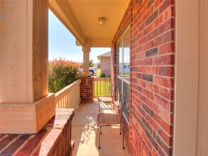 2813 NW 182nd St in Edmond, OK - Foto de edificio - Building Photo