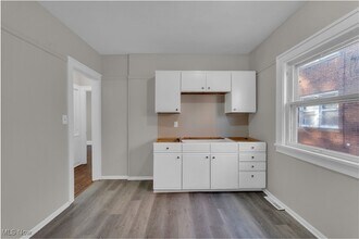 3746 W 140th St in Cleveland, OH - Building Photo - Building Photo