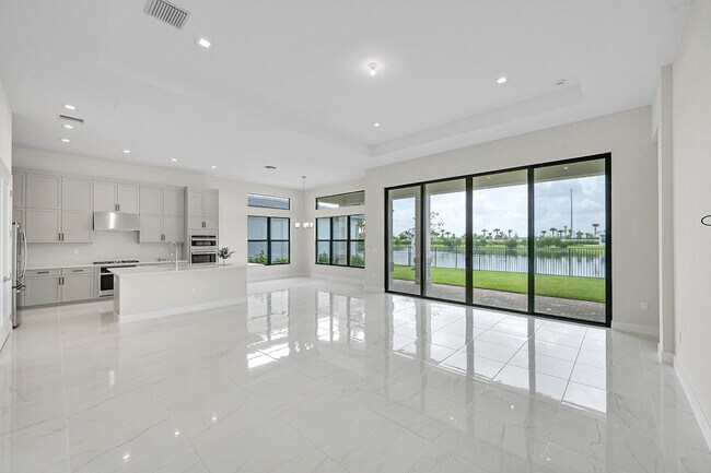 12878 Crane Xing in Palm Beach Gardens, FL - Building Photo - Building Photo