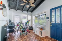 717 NE 73rd St in Miami, FL - Building Photo - Building Photo