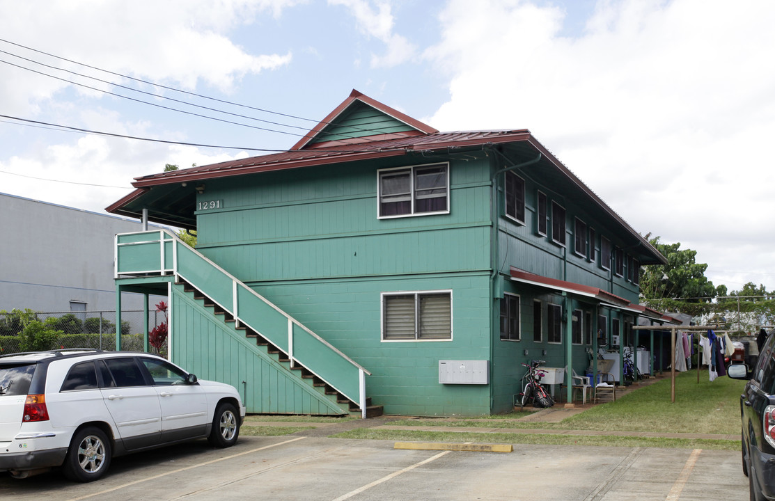 1291 Neal Ave in Wahiawa, HI - Foto de edificio