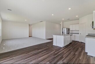 27235 Blue Pool Dr in Katy, TX - Building Photo - Building Photo