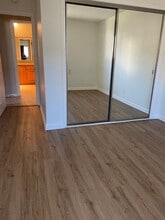 1916 Warfield Ave, Unit Unit 1 in Redondo Beach, CA - Building Photo - Building Photo