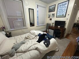 463 Park Dr in Boston, MA - Building Photo