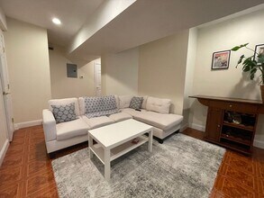 177 Winthrop Rd in Brookline, MA - Building Photo - Building Photo