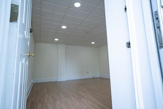 218 Broad Ave in Leonia, NJ - Building Photo - Building Photo