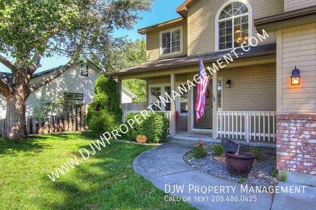 520 N Shady Grove Way in Kuna, ID - Building Photo - Building Photo