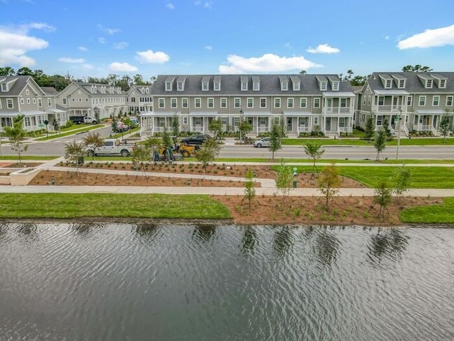 2414 Celebration Blvd in Kissimmee, FL - Building Photo - Building Photo