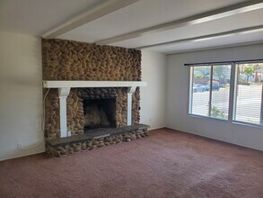 10003 Gem Tree Way in Santee, CA - Building Photo - Building Photo