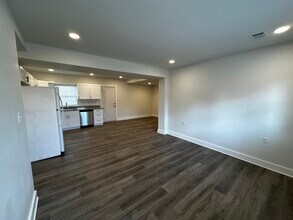 3300 Nashville Ave, Unit 3302 Nashville in New Orleans, LA - Foto de edificio - Building Photo