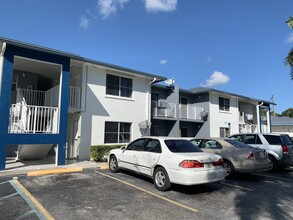 Howard Park in Homestead, FL - Building Photo - Building Photo