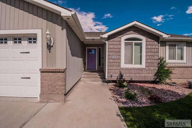 property at 3432 Flint Ave