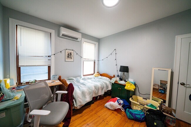 99 Calumet St, Unit 2