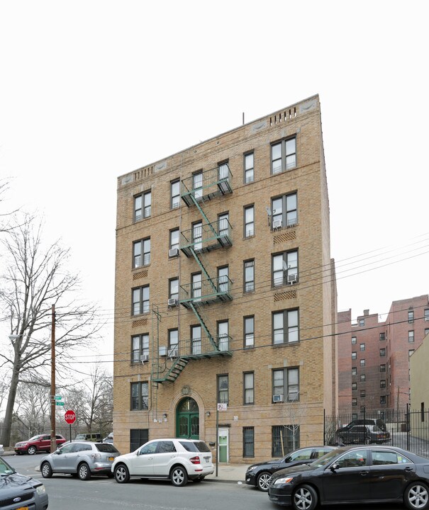 3548 Tryon Ave in Bronx, NY - Building Photo