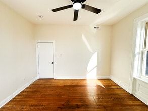 3333 California Ave, Unit 2F in St. Louis, MO - Foto de edificio - Building Photo