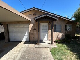 309 Mission St in Lodi, CA - Building Photo