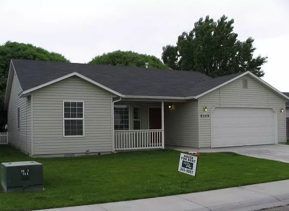 6549 W Parapet Dr in Boise, ID - Building Photo