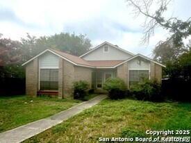 4302 Mill Bend in San Antonio, TX - Building Photo