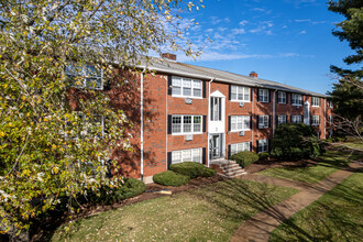 Tara Gardens in Weymouth, MA - Foto de edificio - Building Photo