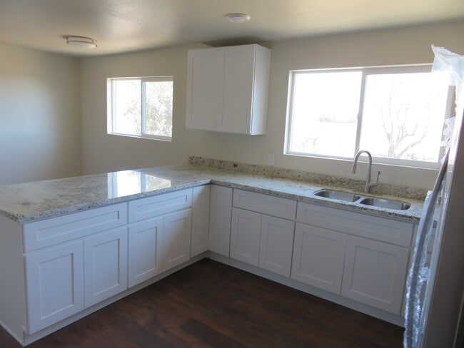 property at 4177 W Muller Rd