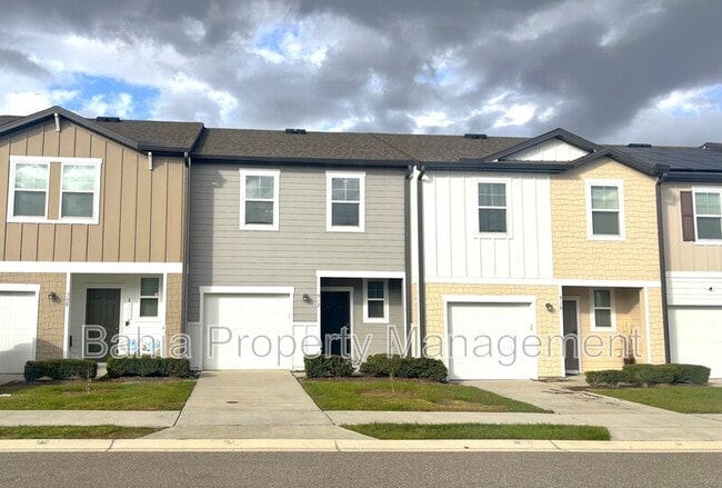 property at 912 Grandin St