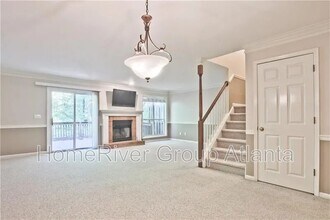 1936 Ivy Glen Dr in Smyrna, GA - Building Photo - Building Photo