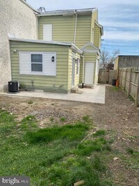 6110 Tulip St photo'