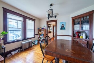 8 Niles St, Unit 2nd Floor in Boston, MA - Building Photo - Building Photo
