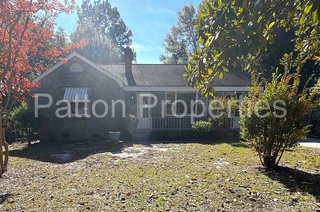 property at 1615 Decree Ave