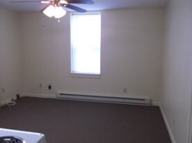 103 Palmer Ave, Unit 1 in Rome, NY - Building Photo