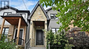 272B Boon Ave in Toronto, ON - Building Photo