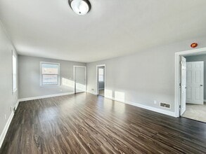1306 Copeland Ave in Beloit, WI - Building Photo - Building Photo