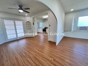 717 6th Ave in Honolulu, HI - Foto de edificio - Building Photo