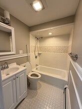 76 Fremont St, Unit 763 in Winthrop, MA - Foto de edificio - Building Photo