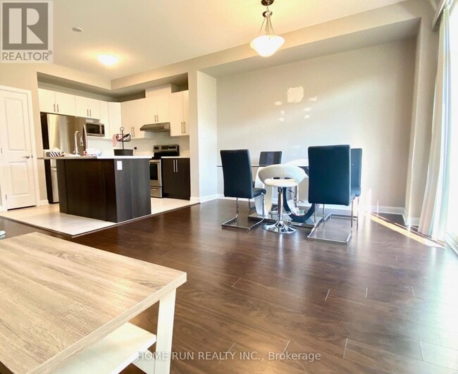 415 Kayak St in Ottawa, ON - Building Photo - Building Photo