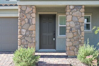 9792 Newcastle Spgs Ave in Las Vegas, NV - Building Photo - Building Photo