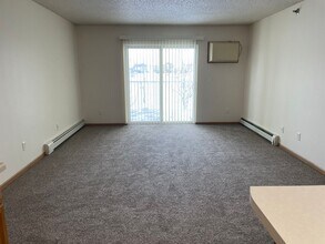 4431 Calico Dr S in Fargo, ND - Building Photo - Building Photo