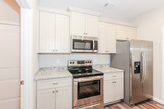 1347 Oak Ln in Thomson, GA - Building Photo - Building Photo