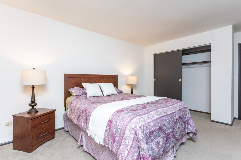 Garden Pool Apartments in West Allis, WI