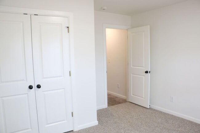 625 Honey Spgs in Shawnee, OK - Building Photo - Building Photo