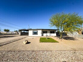 1338 S 10th Ave in Yuma, AZ - Building Photo