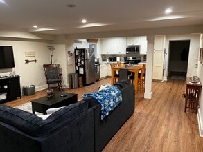 1407 W Cossitt Ave, Unit 4 in La Grange, IL - Building Photo - Building Photo